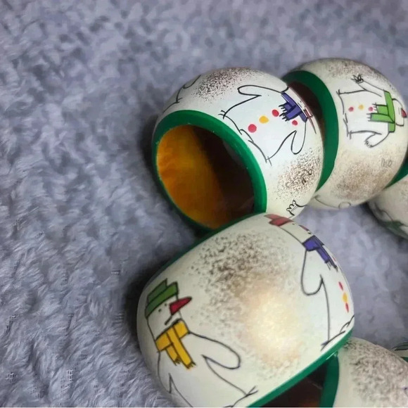 Set of 8 VTG Painted Wooden Snowman Christmas Holiday Napkin Rings Gold Shimmer - Picture 2 of 5